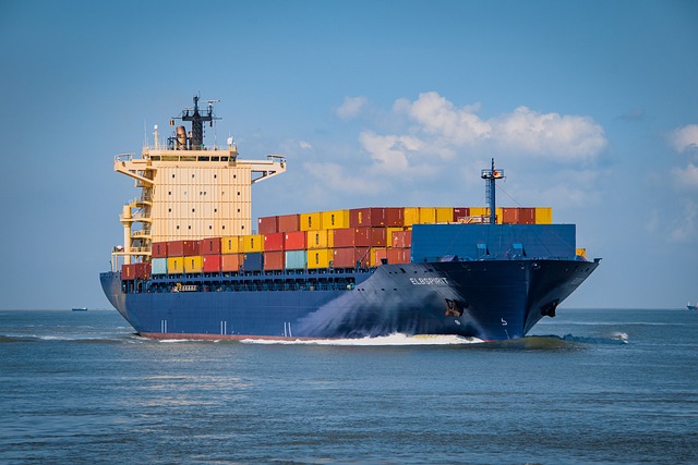 Transport morski – potężna siła globalnego handlu